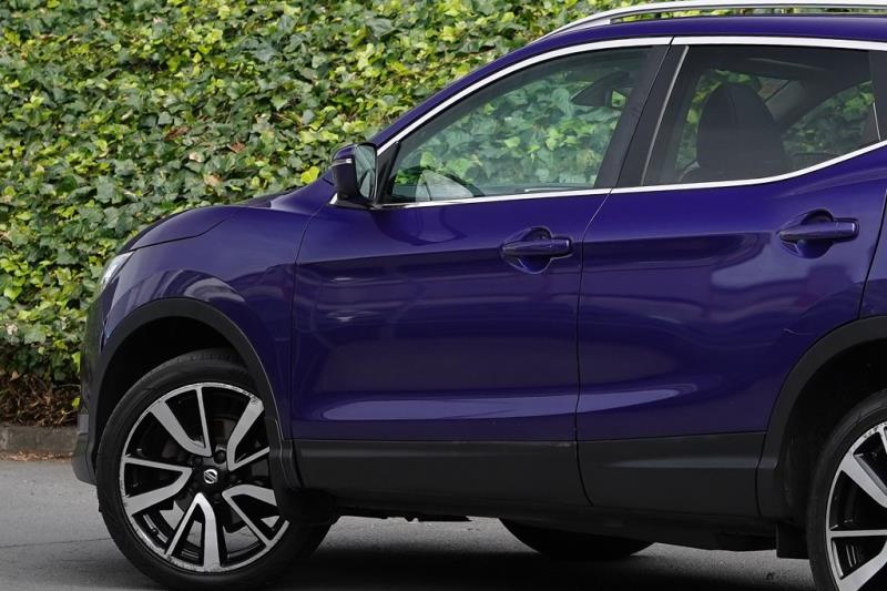 2016 Nissan Qashqai Ti / Dualis
