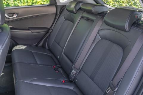 2022 Hyundai Kona EV 64kWh - Thumbnail