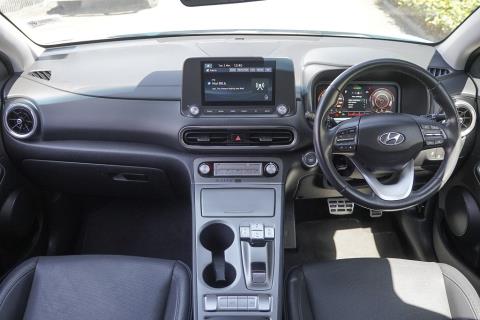 2022 Hyundai Kona EV 64kWh - Thumbnail