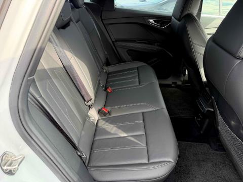 2023 Audi Q4 e-tron S Line - Thumbnail