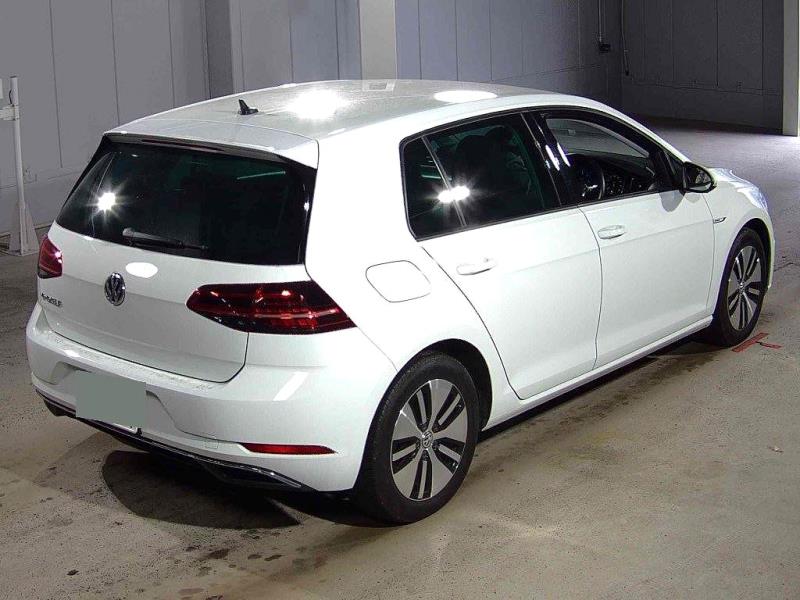 2017 Volkswagen e-Golf Gen II