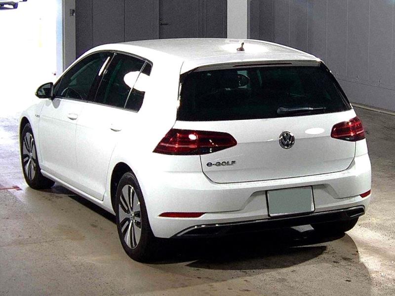 2017 Volkswagen e-Golf Gen II