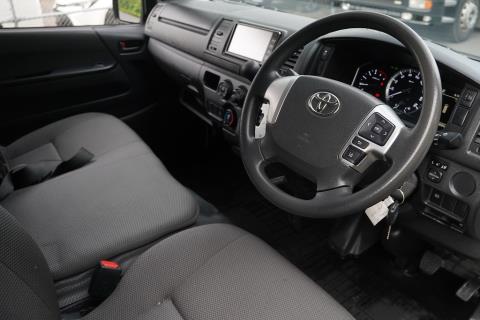 2021 Toyota Hiace ZL 5 Door - Thumbnail