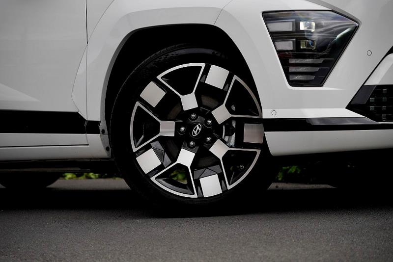 2024 Hyundai Kona Elite 64kWh