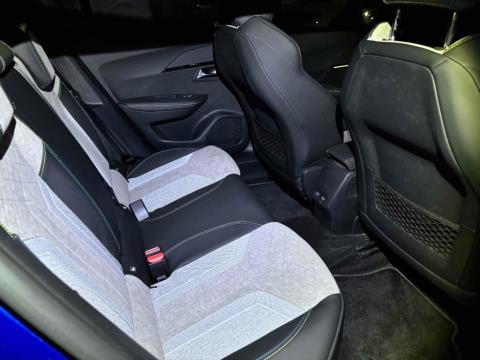 2021 Peugeot e-2008 GT Electric - Thumbnail