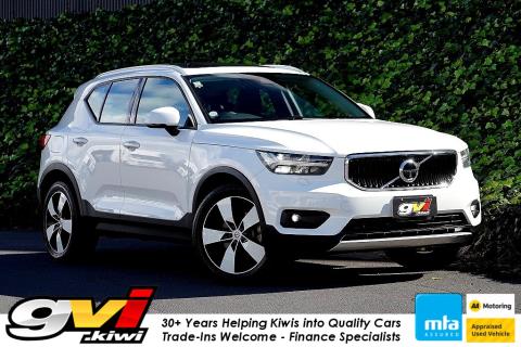2019 Volvo XC40 T4 Momentum - Thumbnail