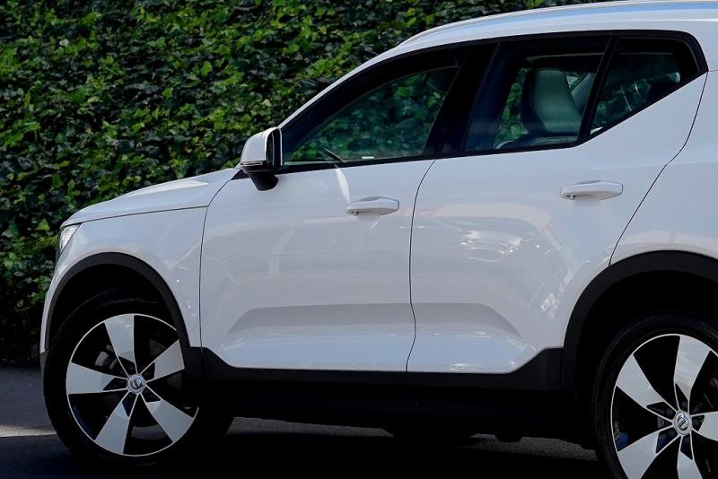 2019 Volvo XC40 T4 Momentum