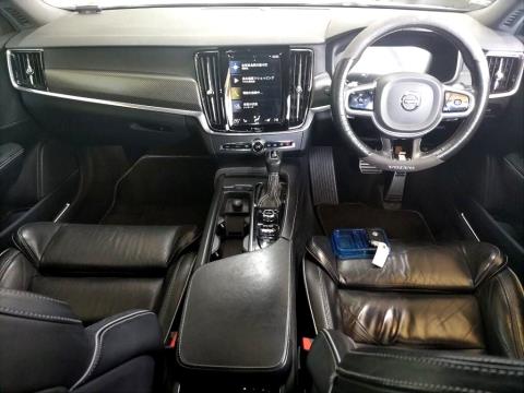 2017 Volvo V90 T6 R Design AWD - Thumbnail