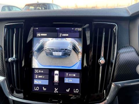 2017 Volvo V90 T6 R Design AWD - Thumbnail