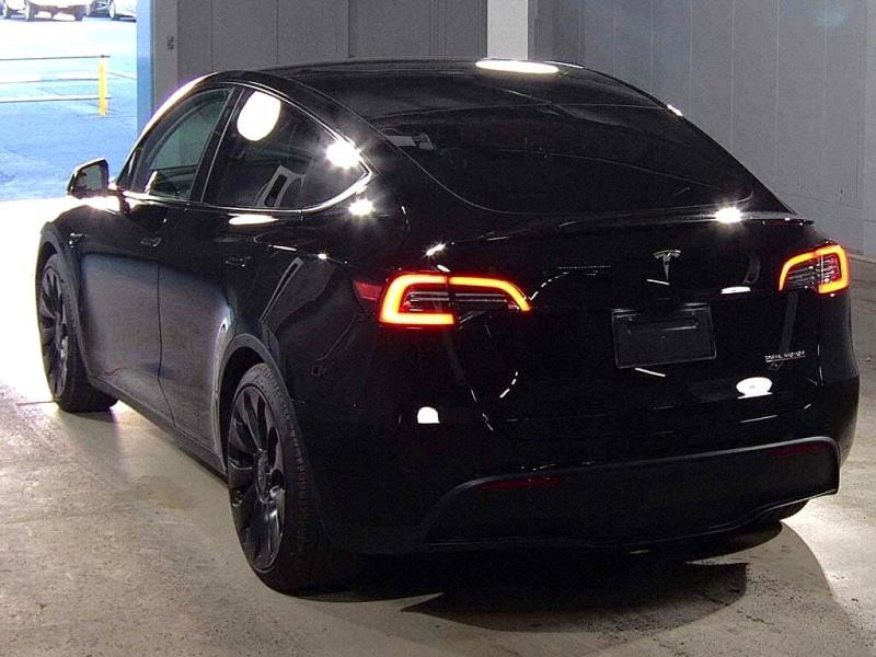 2023 Tesla Model Y Performance AWD