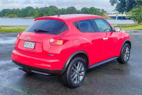 2014 Nissan Juke 15RX - Thumbnail