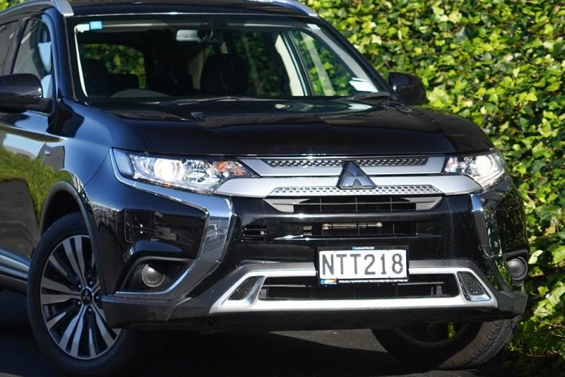 2021 Mitsubishi Outlander LS 7 Seater