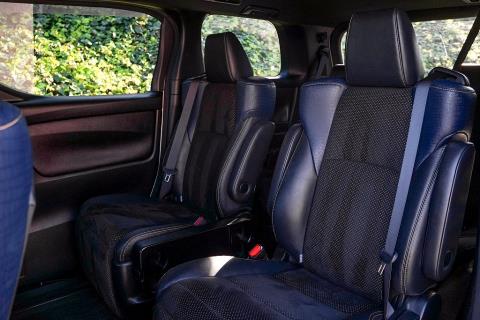2017 Toyota Vellfire 2.5Z / Alphard - Thumbnail