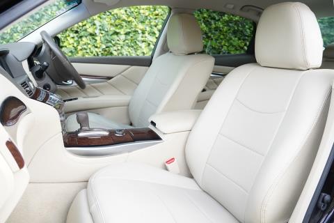 2012 Nissan Fuga Hybrid / Skyline - Thumbnail