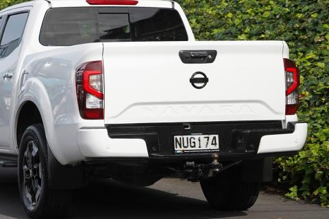2021 Nissan Navara ST-X 2.3D - Thumbnail