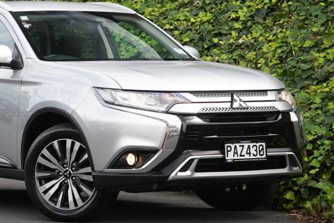 2022 Mitsubishi Outlander LS 2.4P 4WD - Thumbnail