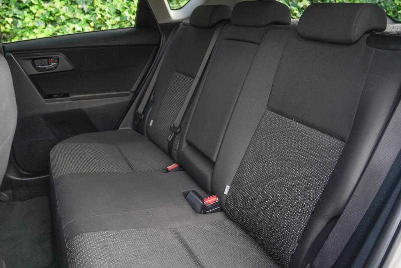 2014 Toyota Corolla GLX / Auris