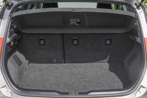 2014 Toyota Corolla GLX / Auris - Thumbnail