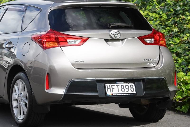 2014 Toyota Corolla GLX / Auris