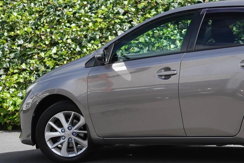 2014 Toyota Corolla GLX / Auris