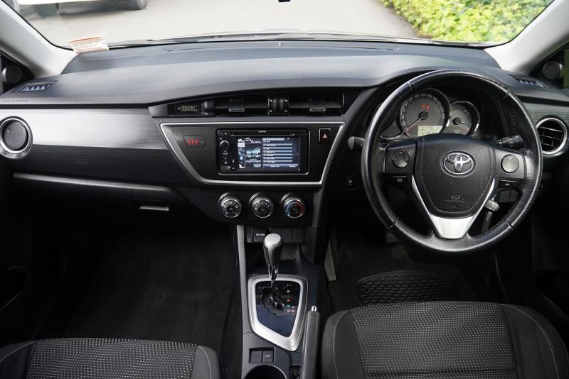2014 Toyota Corolla GLX / Auris