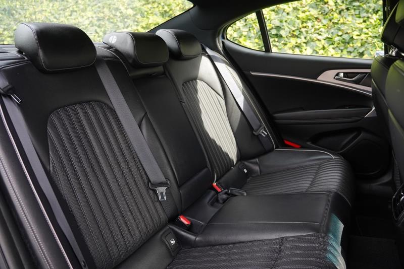 2020 Genesis G70 Sport 3.3T