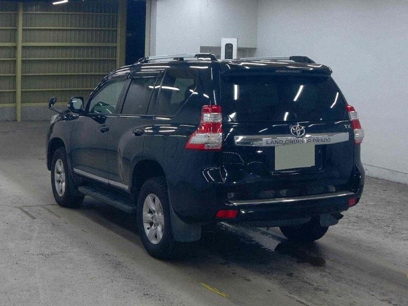 2017 Toyota Land Cruiser Prado