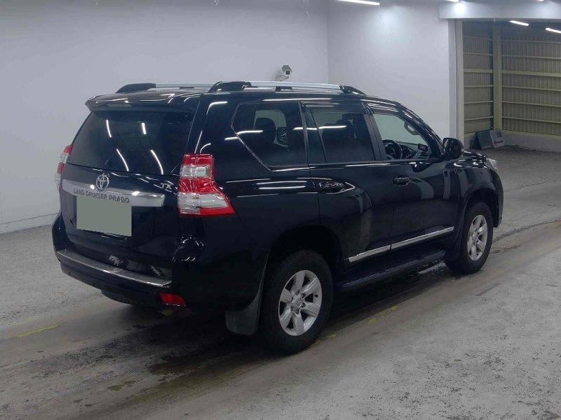 2017 Toyota Land Cruiser Prado
