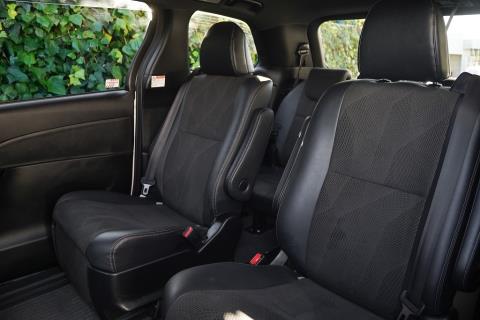 2017 Toyota Estima Aeras Premium - Thumbnail