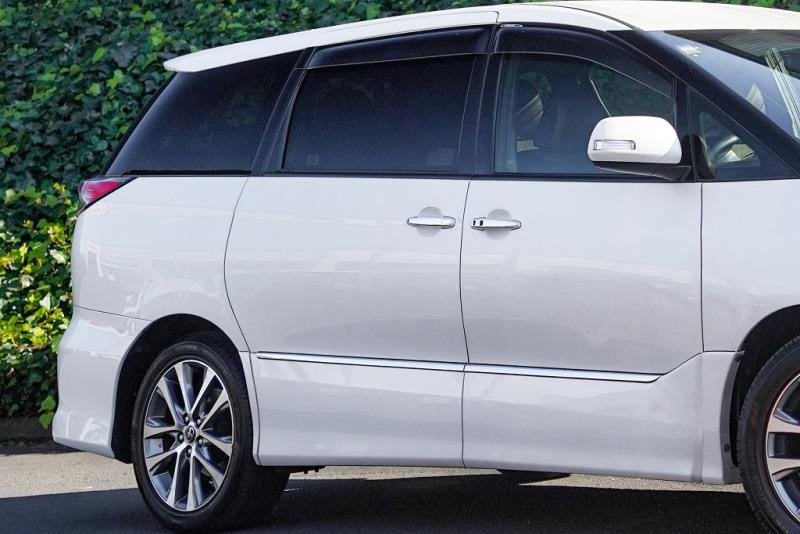 2017 Toyota Estima Aeras Premium
