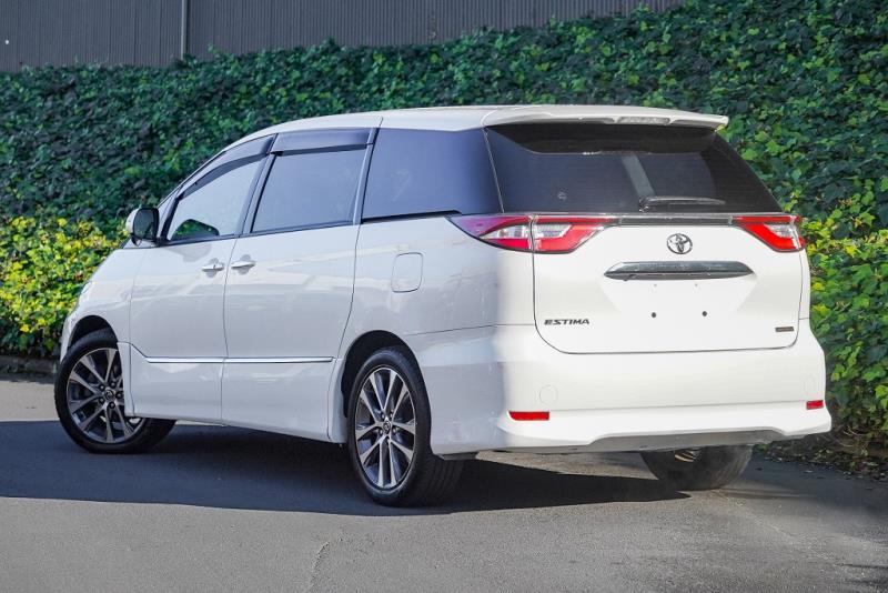 2017 Toyota Estima Aeras Premium