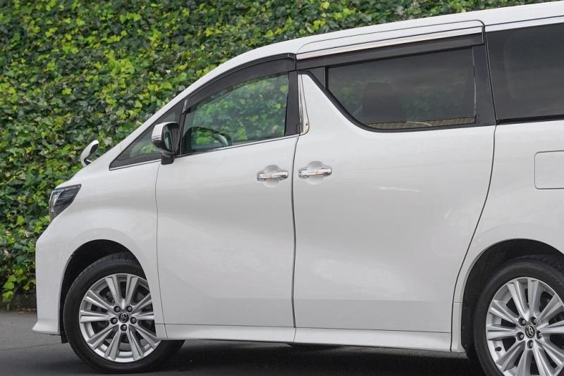 2017 Toyota Alphard S / Vellfire
