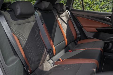 2024 Volkswagen ID.4 Pro 82kWh - Thumbnail