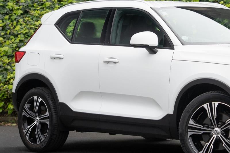 2018 Volvo XC40 T4 Momentum