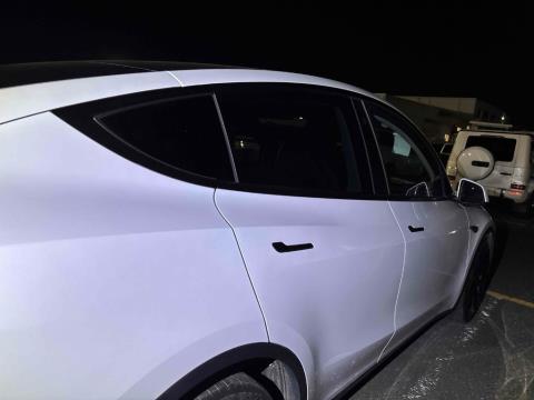 2023 Tesla Model Y 60kWh - Thumbnail