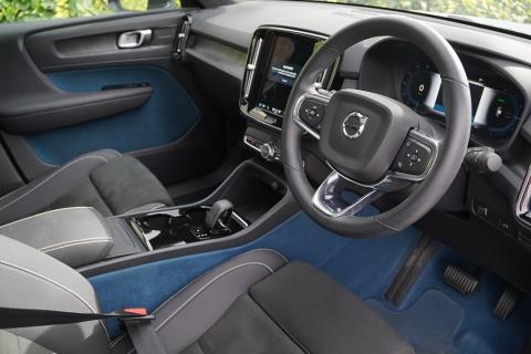 2022 Volvo C40 Recharge Ultimate - Thumbnail