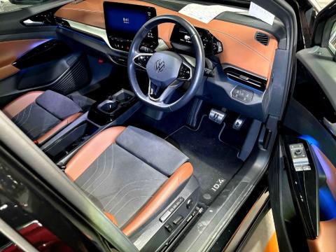 2023 Volkswagen ID.4 Pro 82kWh - Thumbnail