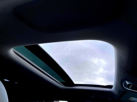 2023 Hyundai Kona Lounge 64kWh - Thumbnail