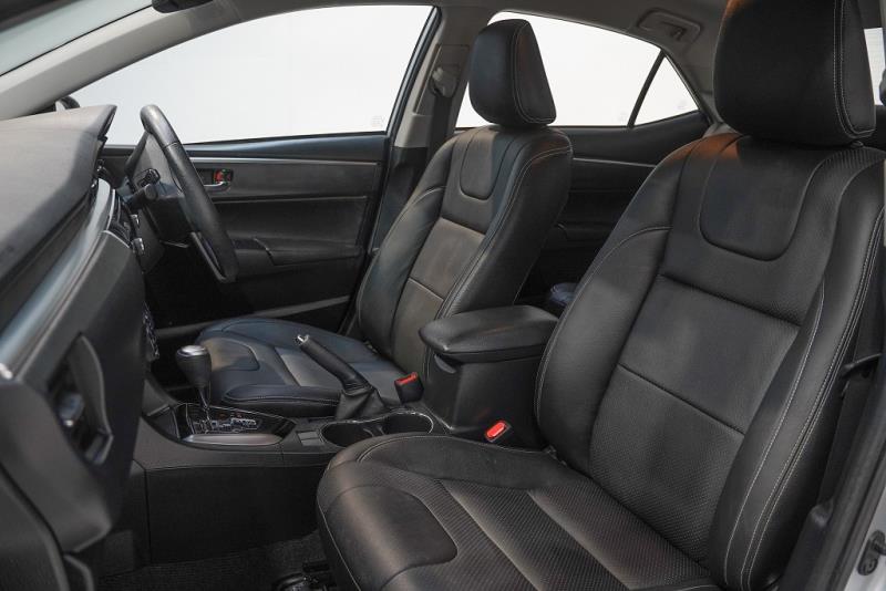 2015 Toyota Corolla GLX Sedan