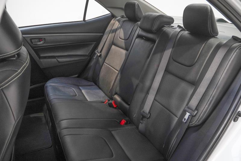 2015 Toyota Corolla GLX Sedan