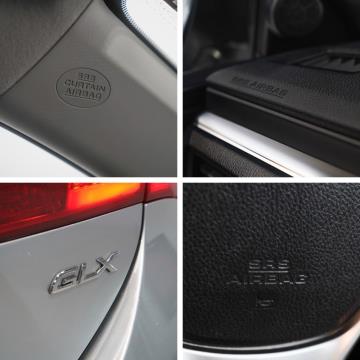 2015 Toyota Corolla GLX Sedan - Thumbnail