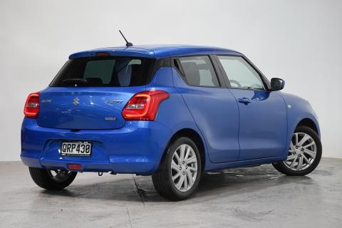 2024 Suzuki Swift GLX Hybrid - Thumbnail