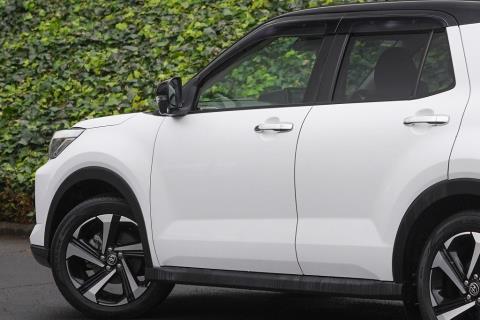 2021 Toyota Raize Z Hybrid - Thumbnail