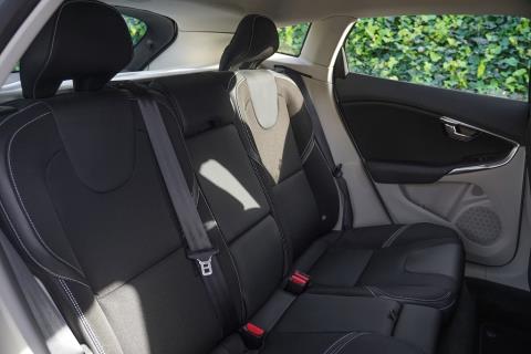 2013 Volvo V40 T4 Se - Thumbnail
