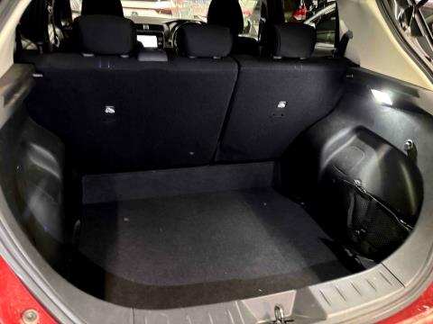 2019 Nissan Leaf 40G 88% SOH - Thumbnail