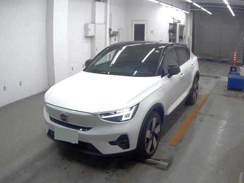 2022 Volvo C40 Recharge Ultimate - Thumbnail