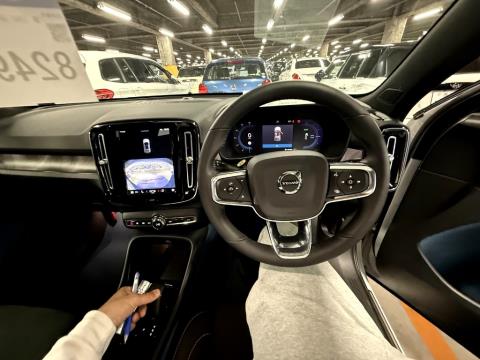 2022 Volvo C40 Recharge Ultimate - Thumbnail