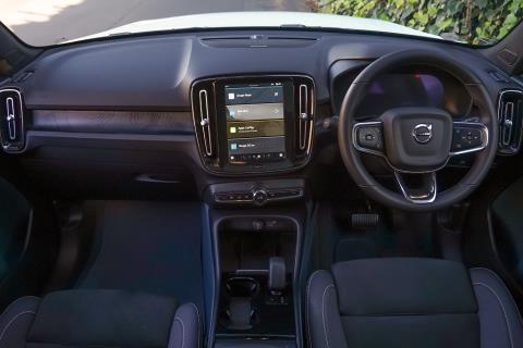 2024 Volvo C40 Recharge Ultimate - Thumbnail