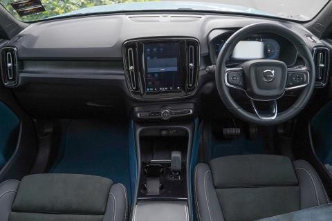 2022 Volvo C40 Recharge Ultime Twin - Thumbnail