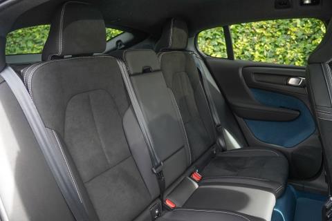 2022 Volvo C40 Recharge Ultime Twin - Thumbnail